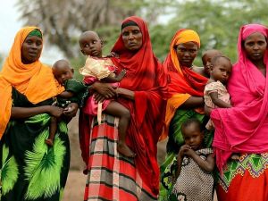 Fotoğraflarla 300 Bin Çocuğun Sokaklarda Yaşadığı Kenya