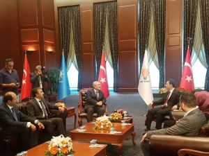 Siyasi Partiler Arasında Bayramlaşma