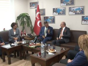 Chp’den Mhp’ye Bayram Ziyareti