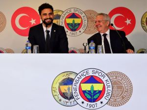 İmzayı Attı, Çarpıcı Açıklamalar Yaptı