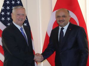 Bakanı Işık, Abd’li Mevkidaşı Mattis İle Görüştü