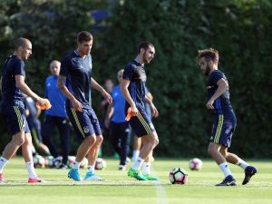 Fenerbahçe Yeni Sezon Hazırlıklarını Sürdürdü