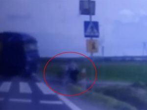 Tır Aileyi Ezdi: 1 Ölü, 2 Yaralı