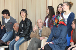 RTEÜ'lü Gençlerden Örnek Davranış