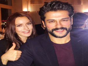 Fahriye Evcen Ve Burak Özçivit Evlendi