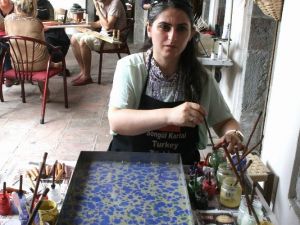 Ebru Sanatını Doğduğu Topraklarda Anlattı