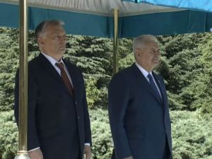 Başbakan Yıldırım, Macar Mevkidaşını Resmi Törenle Karşıladı