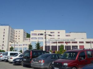 1.5 Yaşındaki Çocuk Dördüncü Kattan Düştü