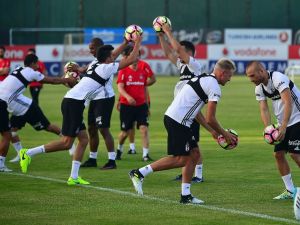 Beşiktaş, Yeni Sezon Hazırlıklarını Sürdürdü