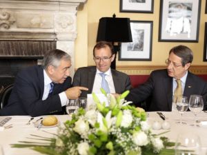 Akıncı, Görüşmelerle İlgili Konuştu