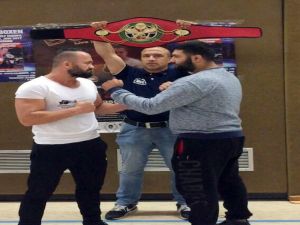 Sadık Özköseoğlu, Kickboks’ta Avrupa Şampiyonu Oldu