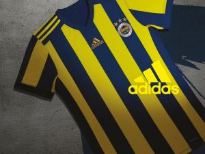Fenerbahçe’nin Yeni Sezon Çubuklu Forması Belli Oldu