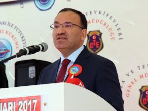 "Ap Üyelerini Aldatan Raportörlerinin..."