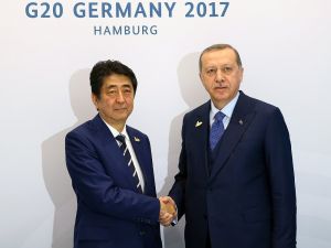 Cumhurbaşkanı Erdoğan’dan Yoğun Temaslar