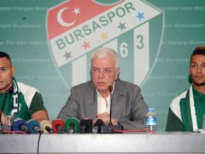 Bursaspor’da Çifte İmza