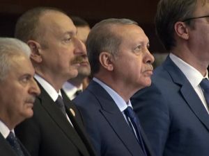 Kongrede 15 Temmuz Şehitleri İçin Saygı Duruşu