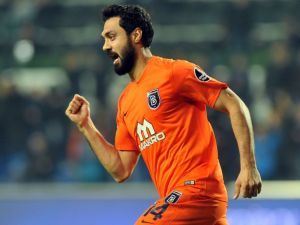 Başakşehir’de Bekir İrtegün İle Yollar Ayrıldı