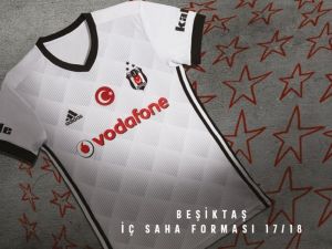 İşte Beşiktaş’ın 3 Yıldızlı Yeni Sezon Forması