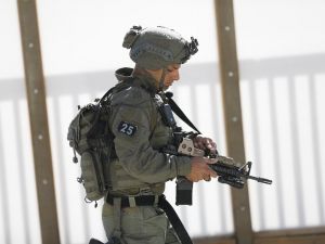 İsrail Polisi 3 Filistinliyi Öldürdü