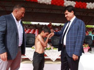 Ahmet Taşçı Minik Pehlivanın Kalbine Dokundu