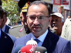 Bakan Bozdağ’dan ’Hero Tişörtü’ Açıklaması