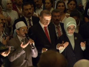 Cumhurbaşkanı Erdoğan Şehitler Anıtı’nın Açılışını Yaptı