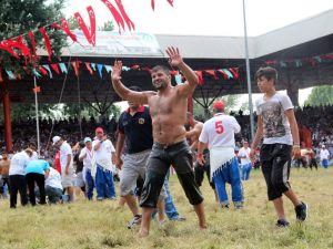 Kırkpınar’da Başpehlivanlık Yarı Finalistleri Belli Oldu