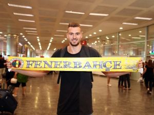 Fenerbahçe’nin Yeni Transferi Guduric İstanbul’da