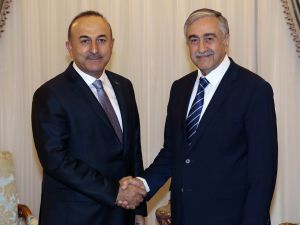 Bakan Çavuşoğlu, Akıncı İle Görüştü