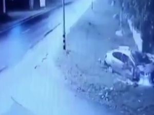 Aşırı Hız 2 Kişiyi Canından Etti