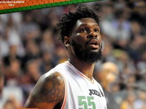 Adonis Thomas, Banvit’te