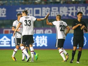 Beşiktaş, Schalke 04’e 3-2 Mağlup Oldu