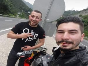 Bu Fotoğraftan 10 Dakika Sonra Öldüler