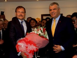 Kaynak, Görevini Hakan Çavuşoğlu’na Devretti