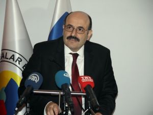 Yekta Saraç Yeniden Yök Başkanı Seçildi