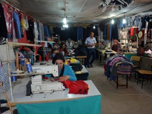 Tandır Evini Tekstil Atölyesine Çevirdi