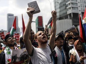 Malezya’da Mescid-i Aksa Protestosu