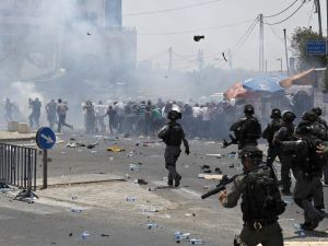 İsrail Polisi Bir Filistinli Genci Öldürdü