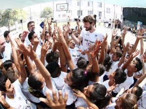 Anadolu Efes, ’One Team’ Gezisini Gerçekleştirdi