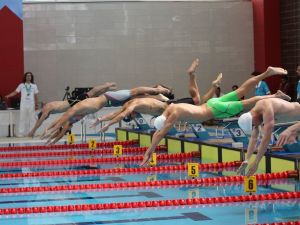 Yüzmede Olimpiyat Rekoru