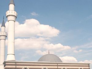Fransa’da Camiye Çirkin Saldırı