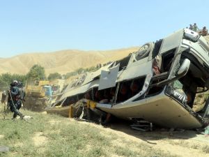 Katliam Gibi Kaza: 14 Ölü