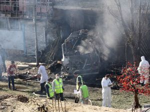 Afganistan’da Bombalı Saldırı: 35 Ölü