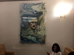 Muhalefet Kulisindeki Atatürk Portresi Ve Resimler Yenilendi