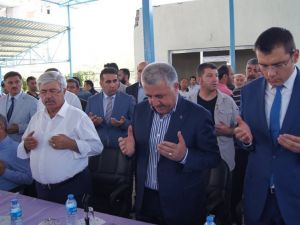Bakan Arslan Taziyeleri Kabul Etti