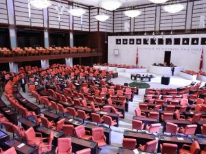 Chp Milletvekilleri Meclisteki Eylemlerini Bitirdi