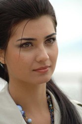 Söylenti izdiham yarattı