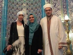 Abd’de Hıristiyan Kadın Müslüman Oldu