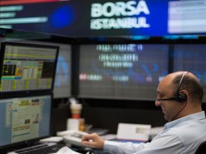 Borsa İlk Yarıda Düştü