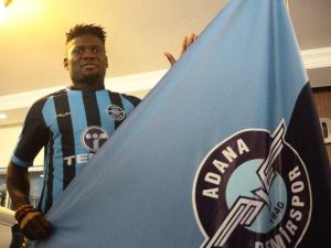 Kamerunlu Tambe Adana Demirspor’da